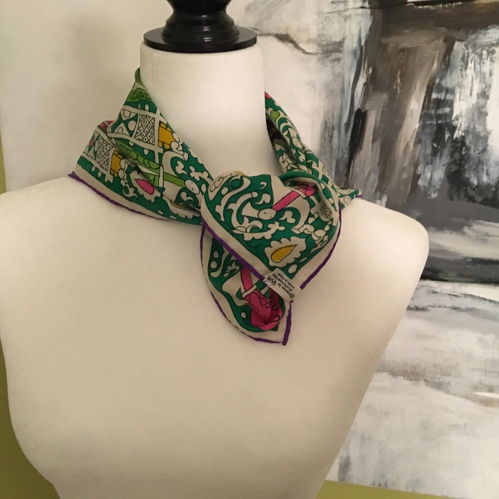 Vera Silk Scarf